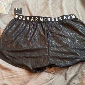Under Armour Logo Waistband Play Up Shorts Black-L